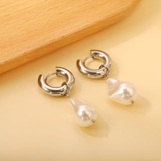 Chunky PEARL Earring / Hoops Silver