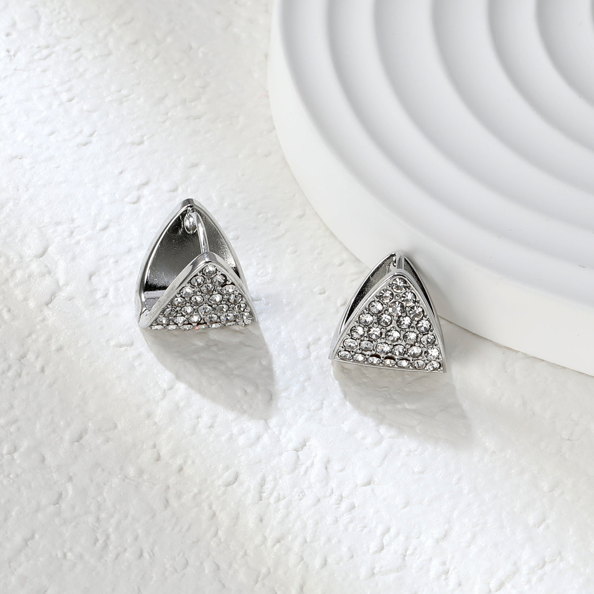 TRIANGLE Earring /Huggies Doubleside Silver
