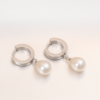 THE BRIDE - Earring / Huggies
