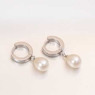 THE BRIDE - Earring / Huggies